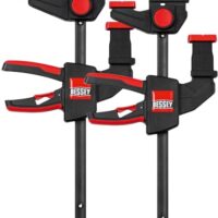 Einhandzwinge und Tischzwinge für Führungsschienen, Adapter für Ober- bzw. Unterteil einsetzbar, Gewicht 0,90 Kg.
