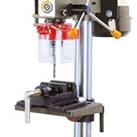 Tischbohrmaschine mit verstellbarem Tisch und schwenkbaren Drehstuhl für präzise Arbeit, ideal für Bohren in verschiedene Materialien