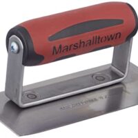 Hochwertige Stahlkantenkelle mit gebogenen Enden von Marshalltown - 6 x 3 Stahlkantenkelle-Gebogene Enden-3/8R, 1/2L DuraSoft Griff