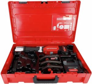 Professionelle Presse ROMAX 4000 für Installationen von Fittings aus Metall, Kunststoff und MSR bis 110 mm