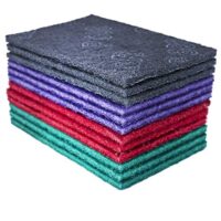 Vielseitige Schleifvlies-Pads 12er Set zum Schleifen und Polieren verschiedener Materialien wie Metall Holz Stahl und Edelstahl.