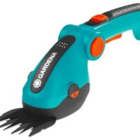 Gardena Akku-Grasschere ComfortCut Li: Rasenkantenschere mit 8 cm Schnittbreite, abwinkelbarer Komforthandgriff mit LED-Anzeige, Messerwechsel ohne Werkzeug