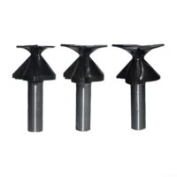 Nahtloser schwarzer Schneideisen-Bit mit hitzebeständiger Beschichtung für gebogene Teile, ideal für professionelle Holzbearbeitung und Kunstinstallationen.