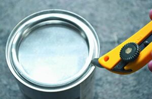 OLFA Cutter Super L 175, professionelles Werkzeug für Heimwerker und Handwerker, 18mm-Schneide, Rädchenarretierung, praktische Verpackung und Farbdose