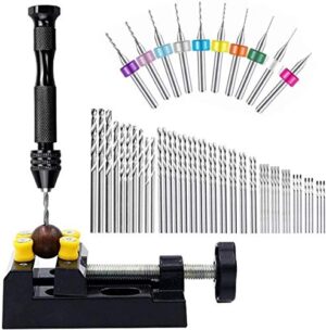 WholeFire 60 Stück Schraubstock-Handbohrer Set mit Präzisions-Handstift-Schraubstock und Drehwerkzeugen für verschiedene Materialien wie Holz, Kunststoff und PCB.