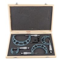 Hochwertiges Mikrometer-Set aus Hartmetall und Gusseisen, ideal für präzise Messungen von Länge, Durchmesser oder Dicke.