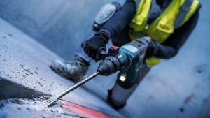 Bosch 1x PRO SDS plus-5C Flachmeißel für Beton und Ziegelstein, professionelle Qualität, optimale Arbeitsfläche, ideal für den effizienten Betonabbruch