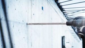 Hochwertiger Bohrer für Stahlbeton mit Bosch Carbide Technology und extrem belastbarer Bohrerspitze