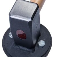 Hochwertiger Plattenverlegehammer mit Holzstiel aus Hickory und austauschbarem Gummi-Schlagkopf, ideal für das Pflastern von Böden.