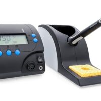 Digitale Lötstation Ersa RDS80 mit 80 Watt Leistung, einstellbare Temperatur zwischen 150 und 450 Grad Celsius und Standby-Schlaffunktion.