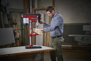 Einhell Säulenbohrmaschine TC-BD 630/1: hochwertige, leistungsstarke Bohrmaschine mit vielen nützlichen Funktionen für Heimwerker und Profis