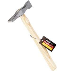 Hochwertiger Kreuzschweifhammer aus legiertem Spezialstahl mit gehärtetem Schlagkopf und Eschenstiel, ideal für Dachdecker und Klempner
