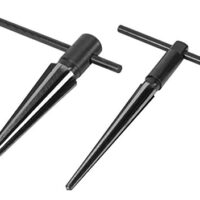 Performance Tool W2967 Kegelreibahle-Set mit T-Griff und Karbonstahl-Konstruktion zum Ausrichten von Löchern oder Entfernen von Graten an Rohren und anderen Materialien.