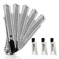 Hochwertiges Cuttermesser-Set aus Aluminium, Ultrascharf und Robust für Heimwerker und Gewerbetreibende mit 5 Messern und 30 Ersatzklingen.