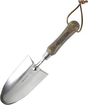 Traditionelle Edelstahl-Pflanzschaufel mit 5 ½ Zoll Griff von Spear & Jackson, ideal für Gartenarbeit und Pflanzenpflege