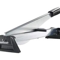 Wolfcraft Laminatschneider LC 100, Werkzeug für die Verlegung von Laminat mit staubfreier und leiser Schneidetechnologie.