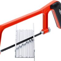 Aluminium-Sägebogen von BGS Do it yourself - Aluminium-Schneidlade und Sägeblatt - 150 mm