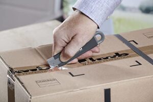 Ein vielseitiges Multi-Tool für verschiedene Anwendungen, wie Bastelarbeiten und Teppichschneiden. Das kwb 13000 Mini Sicherheits-Messer bietet eine besonders hohe Langlebigkeit und automatischen Klingeneinzug.