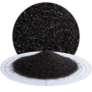 Strahlmittel für die Bearbeitung von Oberflächen, mineralisch und synthetisch, hohe abrasive Wirkung, geeignet für Beton, Keramik, Holz, Stahl, Metall und beschichtete Oberflächen.
