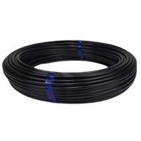 Schwarzer 25m lange Polyethylenschlauch mit einem Außendurchmesser von 8mm und Innendurchmesser von 6mm, temperaturbeständig für flexible Anwendungen in verschiedenen Bedingungen.