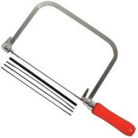 Laubsäge mit 5 Sägeblättern für Metall und Holz, 360 Grad drehbar, hohe Anpassungsfähigkeit, sortierte Sägeblätter, vielseitig einsetzbar, präzise Schnitte