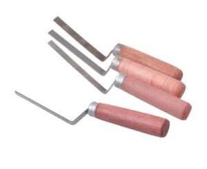 Professionelle Fugenkelle aus Stahlblech mit Holzgriff für anspruchsvolle Projekte und Haushaltsreparatur