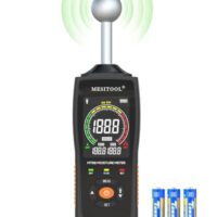 Feuchtigkeit messen in Wänden, Böden und Decken ohne Beschädigung. Integrierte Taschenlampe für dunkle Bereiche. Einfache Kalibrierung und maximale Genauigkeit.