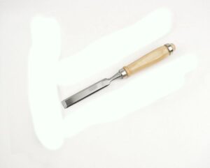 Hochwertiger Mannesmann Stechbeitel 24 mm mit Holzheft, ideal für Heimwerker und Handwerker