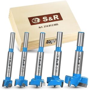 S&R Forstnerbohrer-Set für Holz, 5-teilig mit verschiedenen Durchmessern: 15, 20, 25 und 35 mm, in einer Holzbox enthalten. Die Bohrer sind aus hochwertigem Material gefertigt und haben ultrascharfe Hartmetall-Schneiden aus Wolframkarbid.