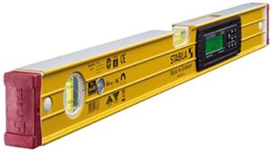 Digitale Wasserwaage mit zwei Displays, hohe Genauigkeit und Schutzklasse IP 65. Präzise Neigungsmessungen in verschiedenen Bereichen.