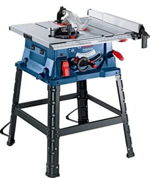 Professionelle Tischkreissäge GTS 254 von Bosch mit Stahltisch und hoher Motordrehmoment - ideal für schwierige Materialien