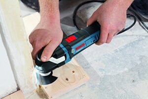 Bosch Professional Multitool GOP 40-30, leistungsstarkes Werkzeug mit Starlock Plus, enthält 7 Tauchsägeblätter, 5 Schleifpapiere, 3 Segmentsägeblätter und 1 Schleifplatte