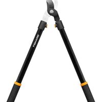 Fiskars Bypass-Astschere für frisches Holz, Antihaftbeschichtet, Gehärteter Präzisionsstahl, Länge: 81 cm, Schwarz, L11