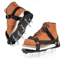 Professionelle Rasenlüfter Schuhe mit 4,2 cm Stahlspikes für effiziente Bodenbelüftung und Gartenarbeit