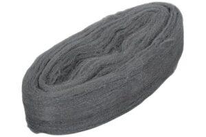 Wolfcraft Stahlwolle Feinheit 000, zum Feinpolieren und Reinigen von Oberflächen, 200g. Ein hochwertiges Werkzeug für das Feinpolieren und Reinigen von Metall, Kunststoff, Glas oder Stein.