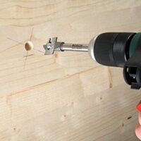 Bosch Pro verstellbarer Flachfräsbohrer für Weichholz, Hartholz und Leichtbaustoffe mit hoher Genauigkeit und geringem Kraftaufwand