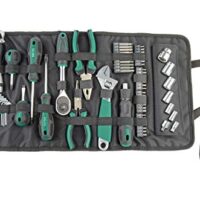 Werkzeug-Rolltasche von Brüder Mannesmann - praktische Lösung für Heimwerker mit 65 Teilen und robuster Konstruktion aus schwarzem Material.