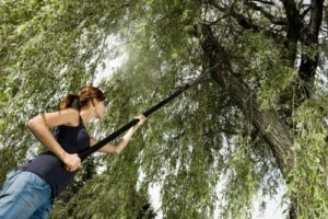 Fiskars Teleskop-Stiel für QuikFit Werkzeug-Köpfe, Länge 2,28 - 4 m, Aluminium, Schwarz/Orange