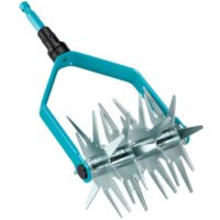 Hochwertige Gardena Combisystem Sternfräse aus Qualitätsstahl mit Duroplast-beschichteter Halterung und verzinkten Sternrädern. Ideal für die Vorbereitung von Saatgut und Bodenlockerung.