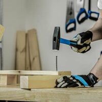 Högert HT3B023 Schlosserhammer Hammer, blau/schwarz, 300 g - hochwertiges Werkzeug für Heimwerker und Profis mit geschmiedetem und gehärteten Kopf und ergonomischem Stiel.