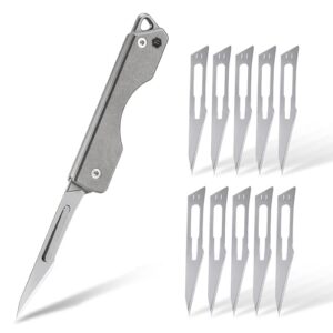 Titanisches Klappmesser mit austauschbarer Klinge, ideal für Outdoor-Aktivitäten wie Camping, Jagen und Angeln