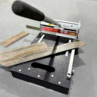 Professioneller Vinylschneider für LVP, SPC, VCT, LVT, PVC, WPC und Hartkern-Vinyl-Planken mit einfachem Bedienungssystem und professioneller Schnittqualität