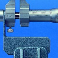 Hochwertige Analoge Innenmessschraube von Mitutoyo, Messgenauigkeit 0,01 mm, ideal für Präzisionsmesstechnik in der Automobilindustrie, Luftfahrt und Medizin