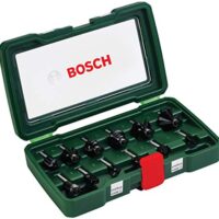 Bosch 12-teiliges Hartmetall-Fräser-Set für das Bearbeiten von Holz, Ø-Schaft 8 mm, Oberfräse Zubehör