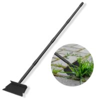 Multifunktionales Werkzeug für Gartenreinigung mit langem Griff und robuster Schaufelkopf, ideal für Unkrautjäten, Rasenkantenpflege und Laubentfernung.