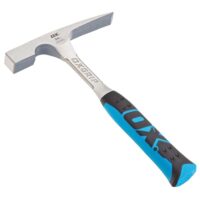 Ergonomischer und robuster Ziegelhammer mit präziser Meißelspitze und rutschfestem Griff