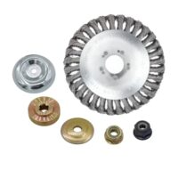 Unkrautbürste zum Jäten von Unkraut, Entrostender Bürstenkopf mit Adapter-Set, kompatibel mit Stihl FS-55 FS-56 FS-80 FS-85 FS-90R FS-100 F-108