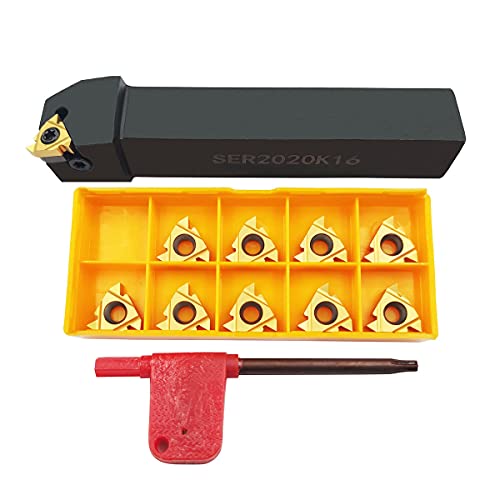 CNC-Drehmaschine mit indexierbarer Drehfunktion und Hartmetallwerkzeugen für präzises Bearbeiten von Werkstücken.