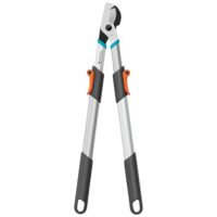 GARDENA Astschere TeleCut Basic, teleskopierbare Astschere für frisches Holz mit leistungsstarken Klingen und präzisionsgeschliffenen Schnittmuster für effizientes Schneiden von frischem Holz.