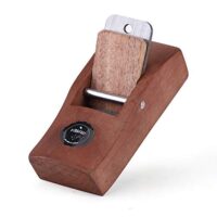 Ein handliches Werkzeug für die Holzbearbeitung, ideal für kleine Bearbeitungen mit hoher Qualität und erstaunlicher Leistung.